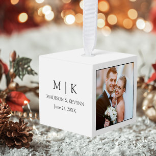 Moderne minimalistische monogram bruiloft decoratie