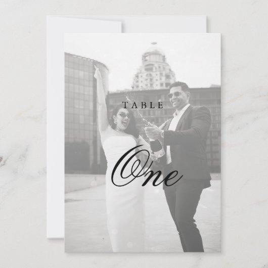 Moderne minimalistische monogram bruiloft kaart (Voorkant)