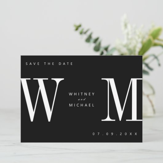 Moderne minimalistische monogram bruiloft save the date (Staand voorkant)