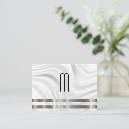 Moderne Minimalistische Monogram Metalen Afwerking Visitekaartje (Staand voorkant)