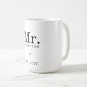 Moderne minimalistische "Mr. Est" aangepaste naam Koffiemok (Voorkant rechts)