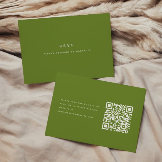 Moderne Minimalistische Olijfgroene Trouw-QR-code RSVP Kaartje