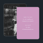Moderne Minimalistische Paarse Trouwfoto Save The Date<br><div class="desc">Deze schone en moderne save-the-datekaart heeft een zachte lila paarse achtergrond met minimalistische witte typografie en afgeronde hoeken. De achterkant heeft een volledige fotruimte - perfect om je favoriete verlovingsmoment te laten zien. Ideaal voor hedendaagse koppels die een romantische voorjaarshuwelijk plannen. Beschikbaar als gedrukte kaart of digitale download.</div>