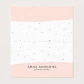 Moderne minimalistische pastel-roze penseelstreek visitekaartje (Buitenkant ongevouwen)