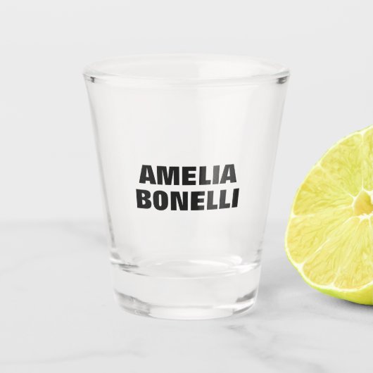 Moderne minimalistische professionals voegen eigen shot glas (Voorkant)
