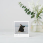 Moderne minimalistische professionele 2 foto QR-co Vierkante Visitekaartje (Staand voorkant)