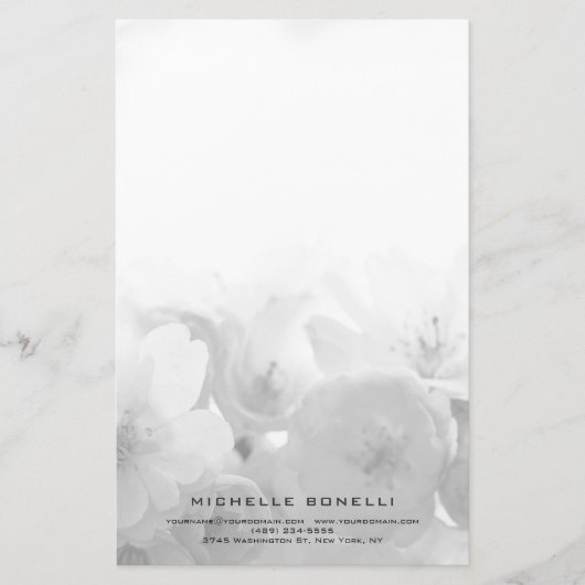 Moderne Minimalistische Professionele Bloemen Vrou Briefpapier (Voorkant)