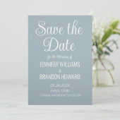 Moderne minimalistische QR-code Stusty Blue Weddin Save The Date (Staand voorkant)