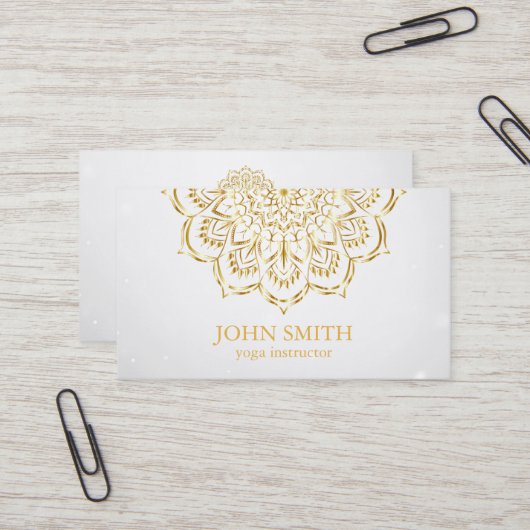 Moderne minimalistische Red Gold Lotus Yoga Instru Visitekaartje (Voorkant / Achterkant in situ)