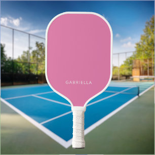 Moderne minimalistische roze witte gepersonaliseer pickleball paddle