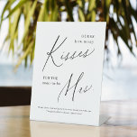 Moderne minimalistische schatting hoeveel kissensp reclamebord met voetstuk<br><div class="desc">Vermaak je gasten met deze leuke gok hoeveel kussen er voor het binnenkort te worden mevr. vrijgezellenfeest spel zijn,  met stijlvolle moderne scripts en tekst,  eenvoudig en schoon,  geweldig voor vrijgezellenfeest en bruiloft feestjes. Bekijk alle vrijgezellenfeest games in collectie.</div>