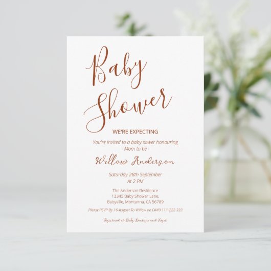 Moderne Minimalistische Script Baby Shower Uitnodi Kaart (Staand voorkant)