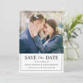 Moderne minimalistische script zwart-wit foto save the date (Staand voorkant)