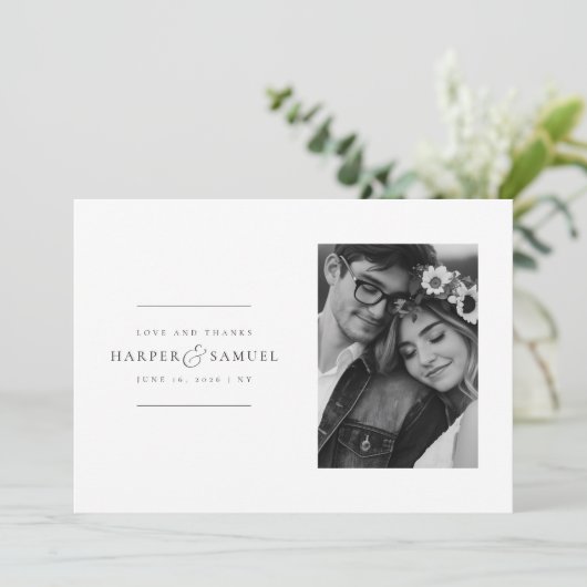 Moderne, minimalistische scriptbruiloft bedankkaart (Staand voorkant)