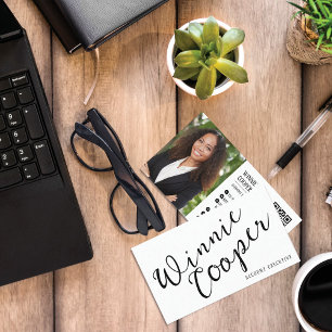 Moderne minimalistische scriptnaam Zwart Wit Visitekaartje