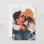 Moderne minimalistische stoffige Roos Casual trouw RSVP Kaartje (Achterkant)