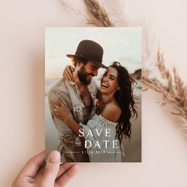 Moderne minimalistische strand foto bruiloft save the date
