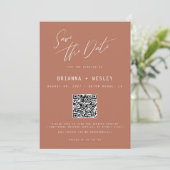 Moderne minimalistische Terra Cotta QR Code Photo  Save The Date (Staand voorkant)