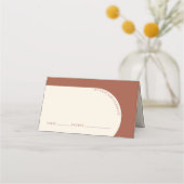 Moderne minimalistische terracotta boog bruiloft g plaatskaartje (Voorkant)