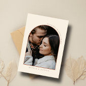 Moderne minimalistische terracotta boog foto RSVP-