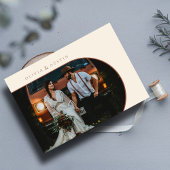 Moderne minimalistische terracotta boog foto RSVP-