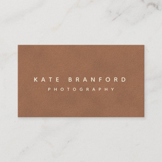 Moderne minimalistische terracotta tan professione visitekaartje (Voorkant)