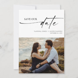Moderne, minimalistische Thin Script Weddenfoto Save The Date