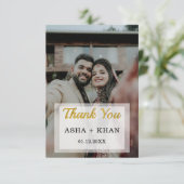 Moderne minimalistische trouwfoto bedankkaart (Staand voorkant)