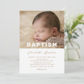 Moderne minimalistische typografie Baby Fotodoop Kaart (Staand voorkant)