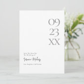 Moderne Minimalistische Typografie Trouw Save the Date (Staand voorkant)