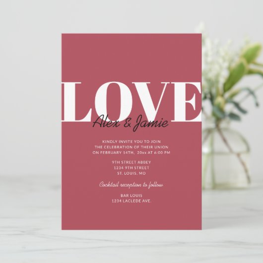 Moderne minimalistische Valentijn LOVE Wedding Kaart (Staand voorkant)