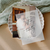 Moderne minimalistische weddenschap vellum uitnodigingen