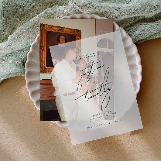 Moderne minimalistische weddenschap vellum uitnodigingen