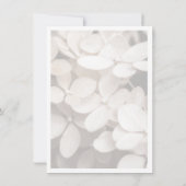 Moderne Minimalistische Witte Bloemige Save The Da Date (Achterkant)