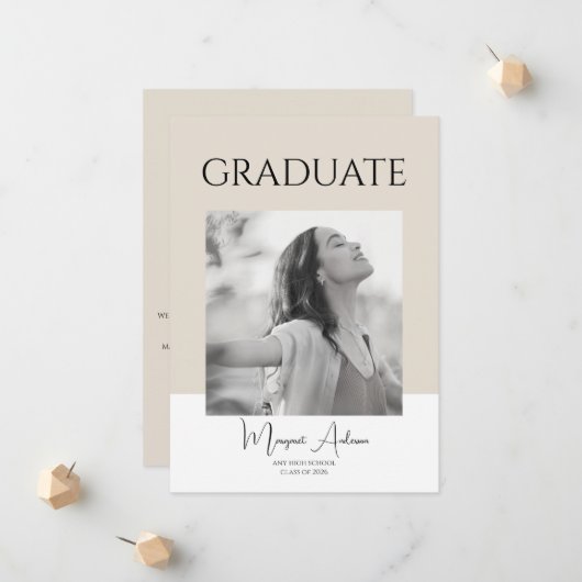 Moderne Minimalistische Witte en Bruine Foto Afstu Aankondiging (Voorkant / Achterkant in situ)