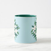 Moderne Minimalistische Witte Jasmin Bloem op Blau Mok (Midden)