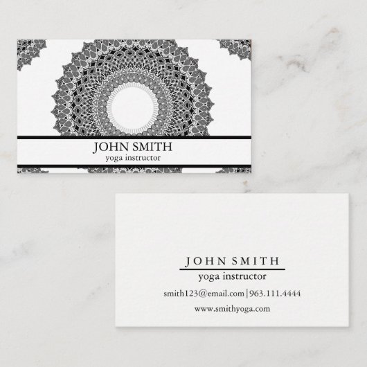 Moderne minimalistische witte mandala yoga instruc visitekaartje (Voorkant / Achterkant)