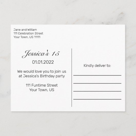 Moderne minimalistische witte zwarte quinceañera aankondigingskaart (Achterkant)