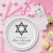 Moderne minimalistische witte zwarte vleermuis mit papieren bordje (Feest)