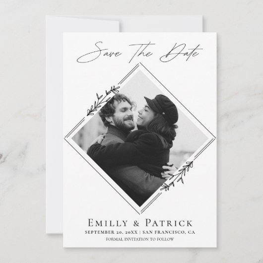 Moderne Minimalistische Zwart-Wit Foto Save The Date (Voorkant)