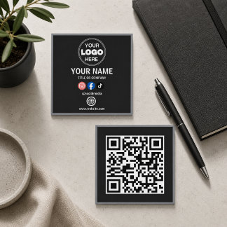 Moderne Minimalistische Zwart-Wit QR-code Zakelijk Vierkante Visitekaartje
