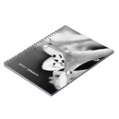 Moderne minimalistische zwart-witte bloem met vurs notitieboek (Linkerzijde)