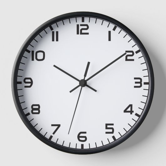 Moderne minimalistische zwart-witte wandklok (Voorkant)