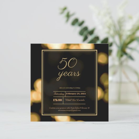 Moderne, minimalistische zwarte en gouden 50ste ve kaart (Staand voorkant)