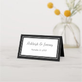 Moderne minimalistische zwarte en witte bruiloft plaatskaartje (Achterkant)