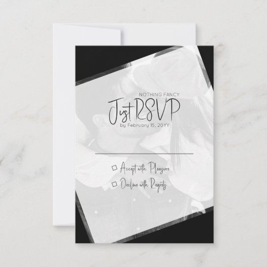 Moderne minimalistische zwarte en witte bruiloft RSVP kaartje (Voorkant)