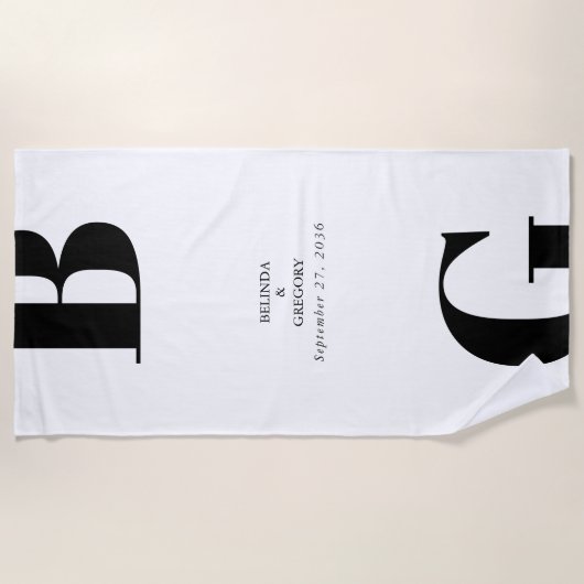 Moderne minimalistische zwarte en witte monogram b strandlaken (Voorkant)
