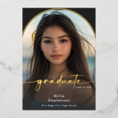 Moderne Minimalistische Zwarte Folie Afstudeerrond Uitnodiging (Voorkant)