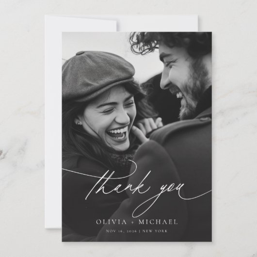 Moderne minimalistische zwarte kalligrafie foto br bedankkaart (Voorkant)