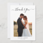Moderne minimalistische zwarte script trouwfoto bedankkaart (Voorkant)